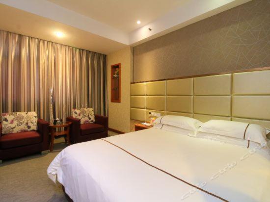 Ji Xiang Hotel Иу Екстериор снимка