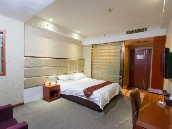Ji Xiang Hotel Иу Екстериор снимка